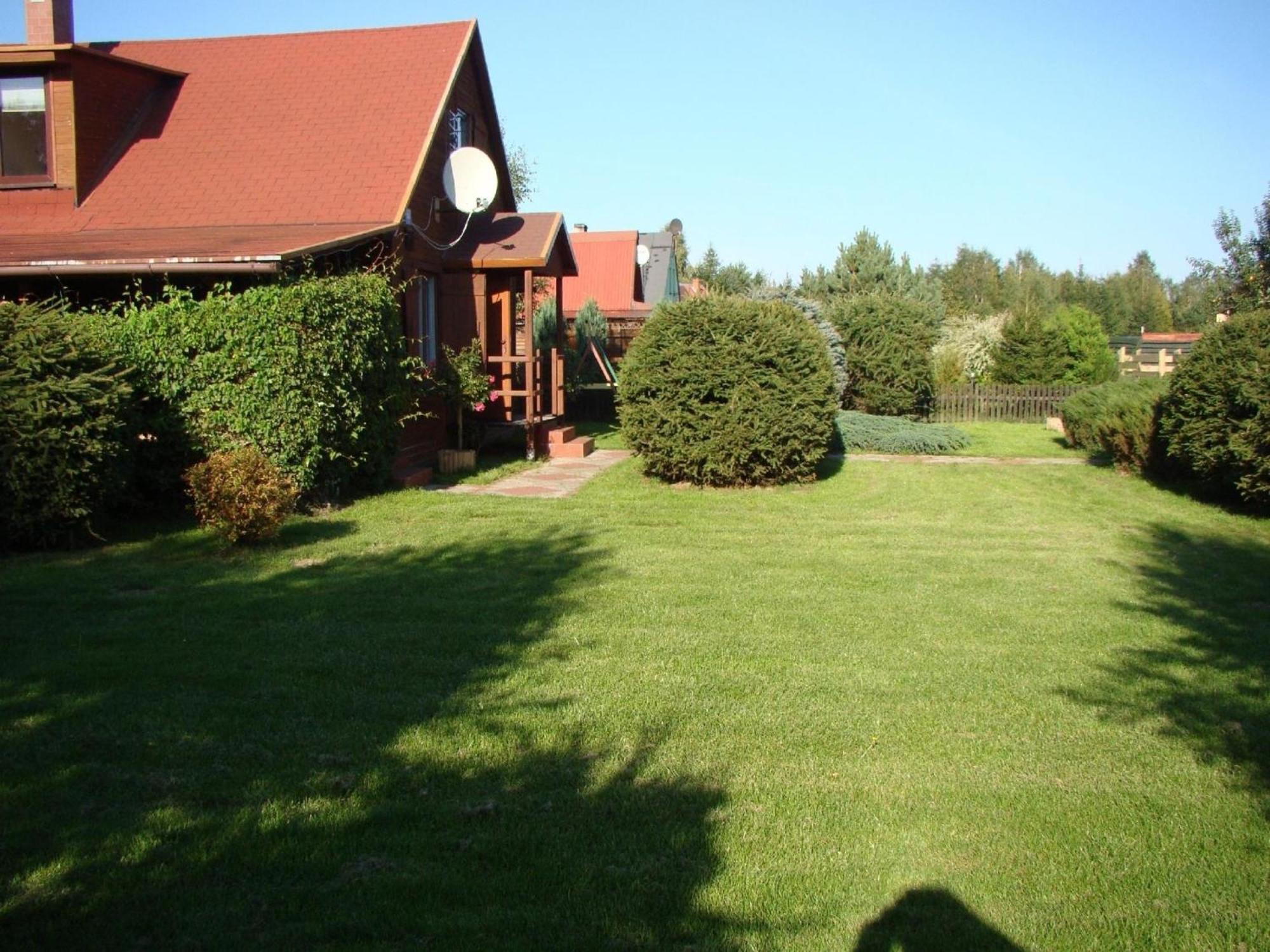 Holzhuette Mit Weitlaeufigem Garten Am Wald Villa Kopalino Exterior photo